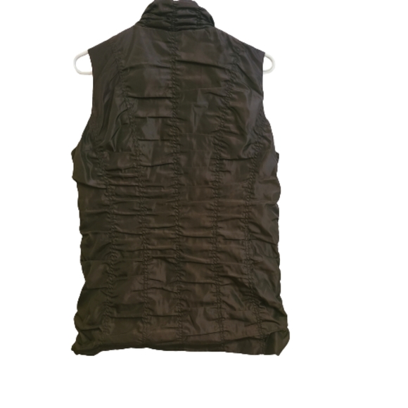 NEW Robert Kitchen Canada Womans Vest - Picture 2 of 6